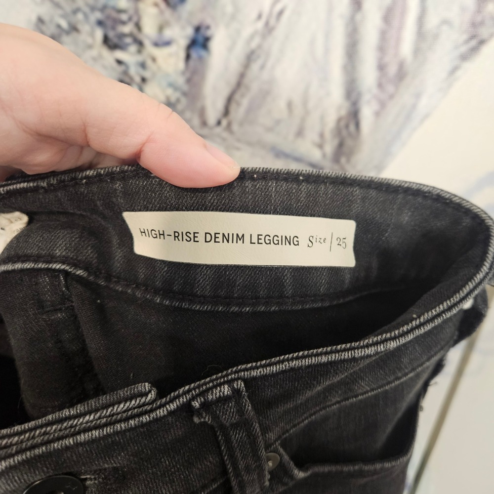 Pilcro and the Letterpress Anthropologie High Rise Moto Denim Leggings Black 25 - Picture 4 of 11